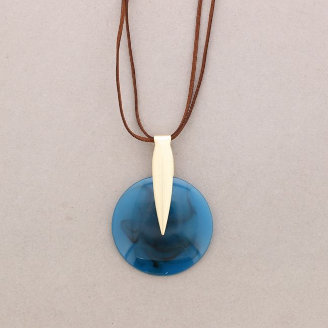 COLLAR LARGO COLGANTE METAL RESINA