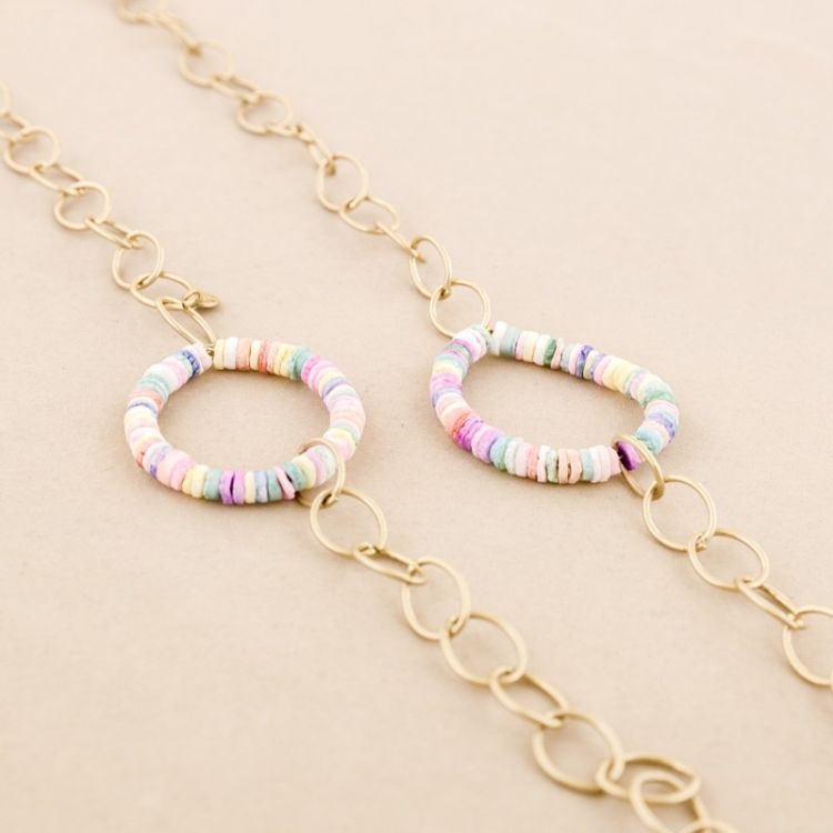 LONG NECKLACE WITH NACRE RING LINKS