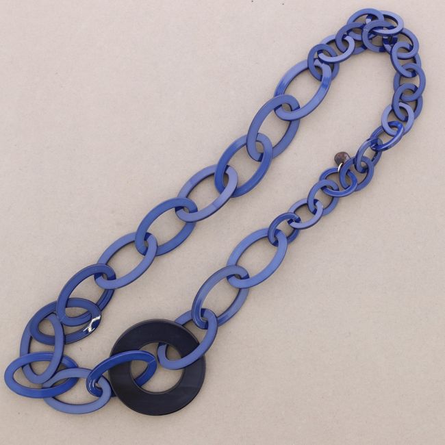 LONG RESIN LINK NECKLACE