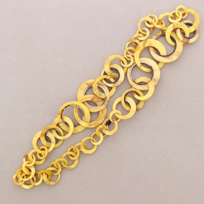 COLLAR LARGO ESLABONES RESINA