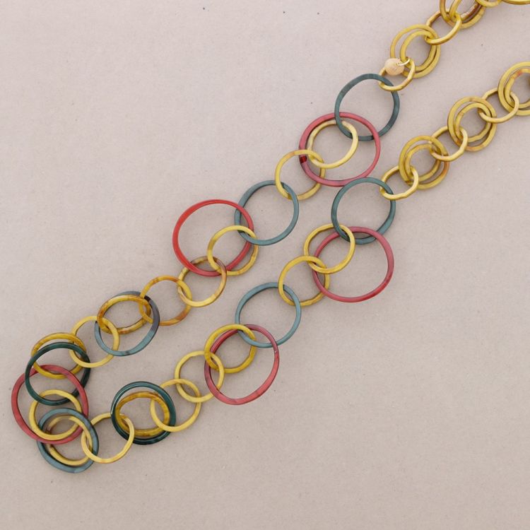 LONG DOUBLE LINK RESIN NECKLACE