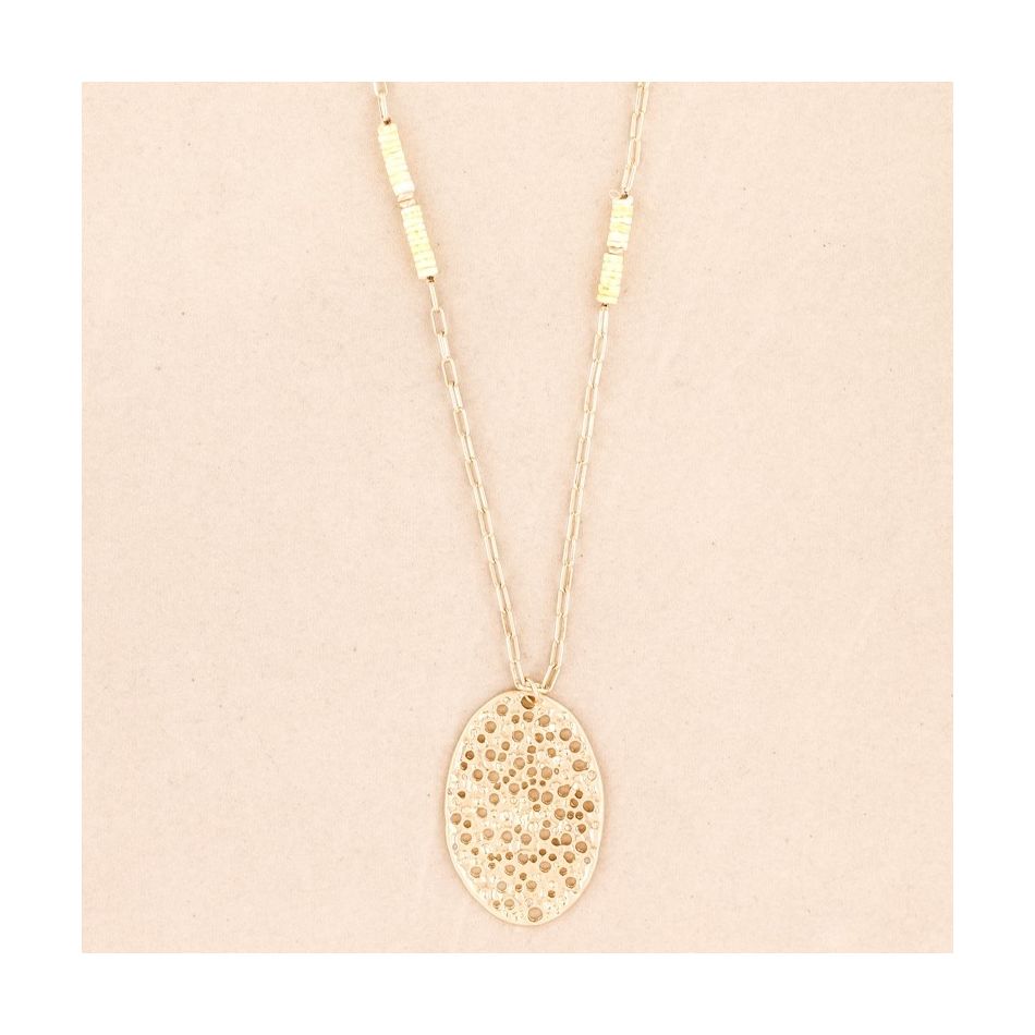 LONG OVAL MEDAL PENDANT NECKLACE