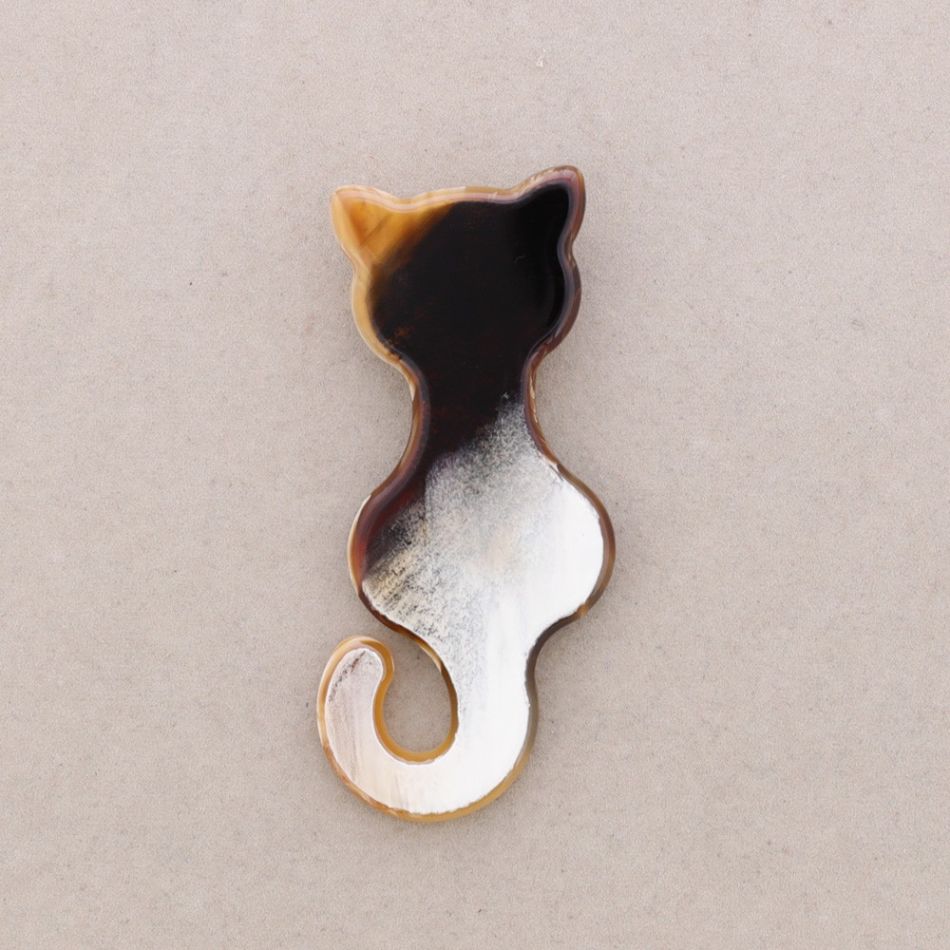 RESIN KITTEN BROOCH