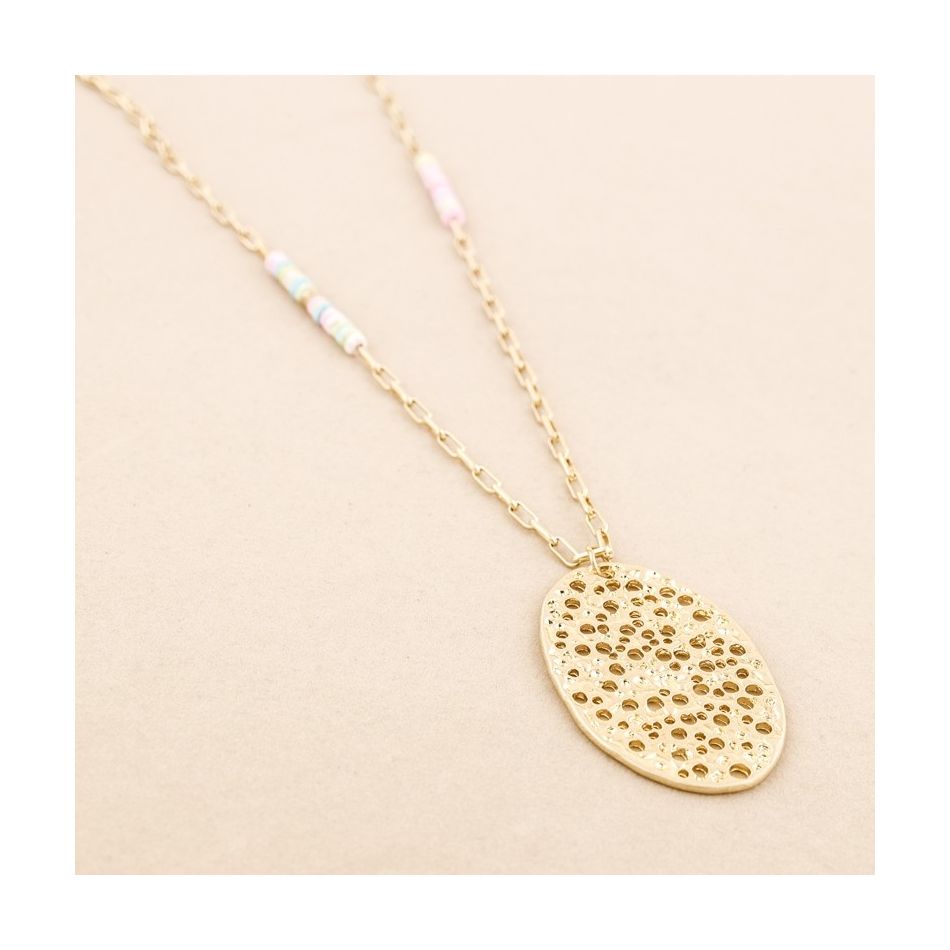 LONG OVAL MEDAL PENDANT NECKLACE