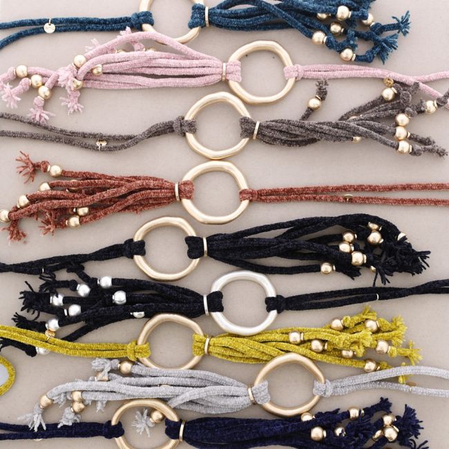 LONG CHENILLE FRINGE CIRCLE NECKLACE