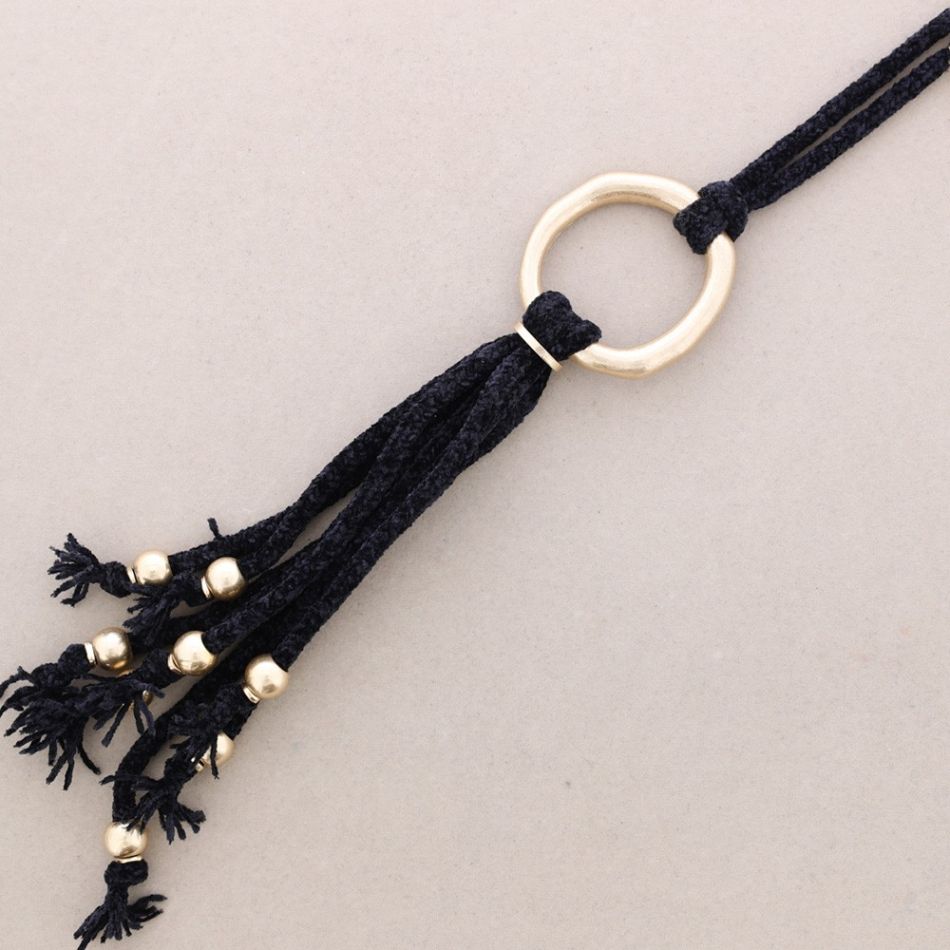 COLLAR LARGO CÍRCULO FLECO CHENILLA