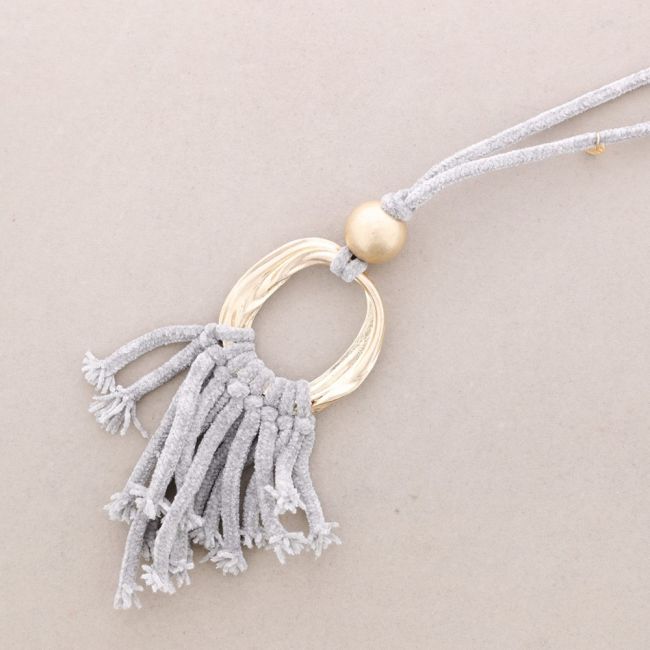 LONG CIRCLE NECKLACE METAL FRINGE CHENILLE