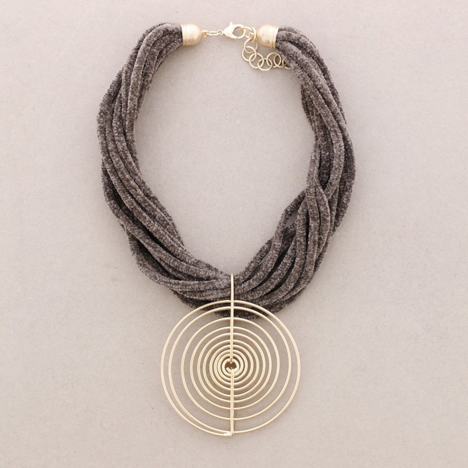 GARGANTILLA CHENILLA MEDALLA ESPIRAL METAL