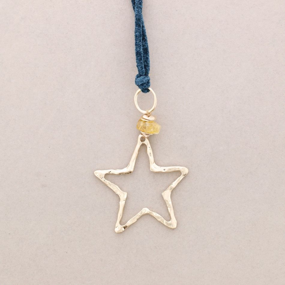 COLLAR LARGO CHENILLA COLGANTE ESTRELLA METAL