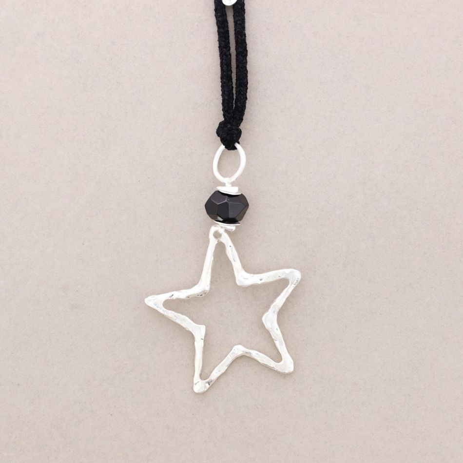 COLLAR LARGO CHENILLA COLGANTE ESTRELLA METAL