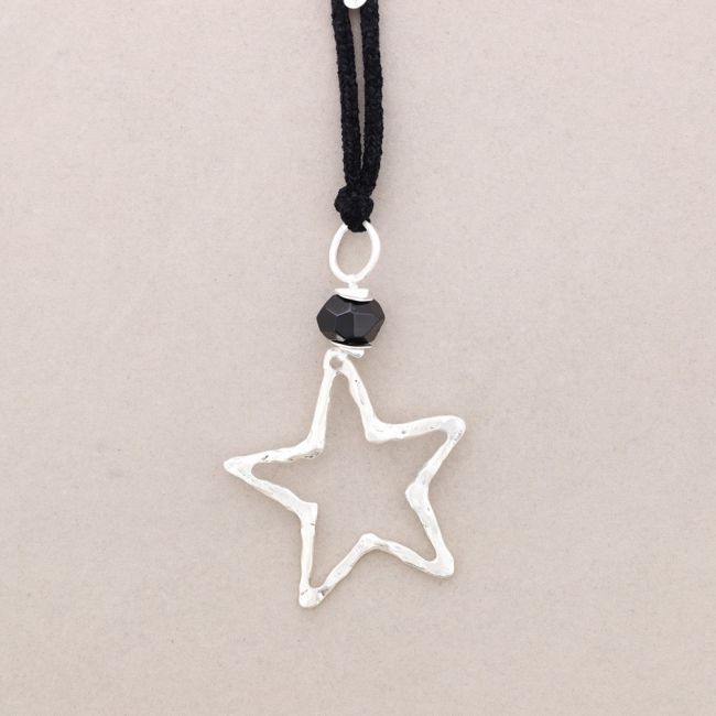 COLLAR LARGO CHENILLA COLGANTE ESTRELLA METAL