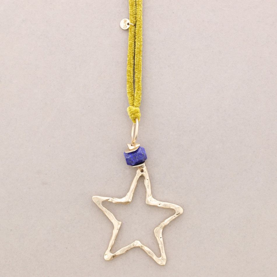 COLLAR LARGO CHENILLA COLGANTE ESTRELLA METAL