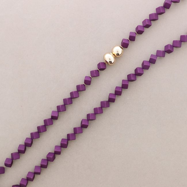 COLLAR LARGO CUBITOS RESINA