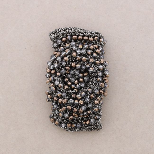 WOVEN BRACELET WITH FACETED CRYSTALS