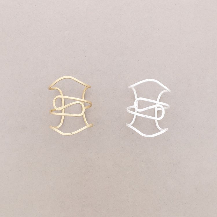 ADJUSTABLE LINES METAL BRACELET 2