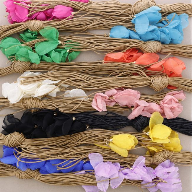 COLLAR NUDO FLORES TELA