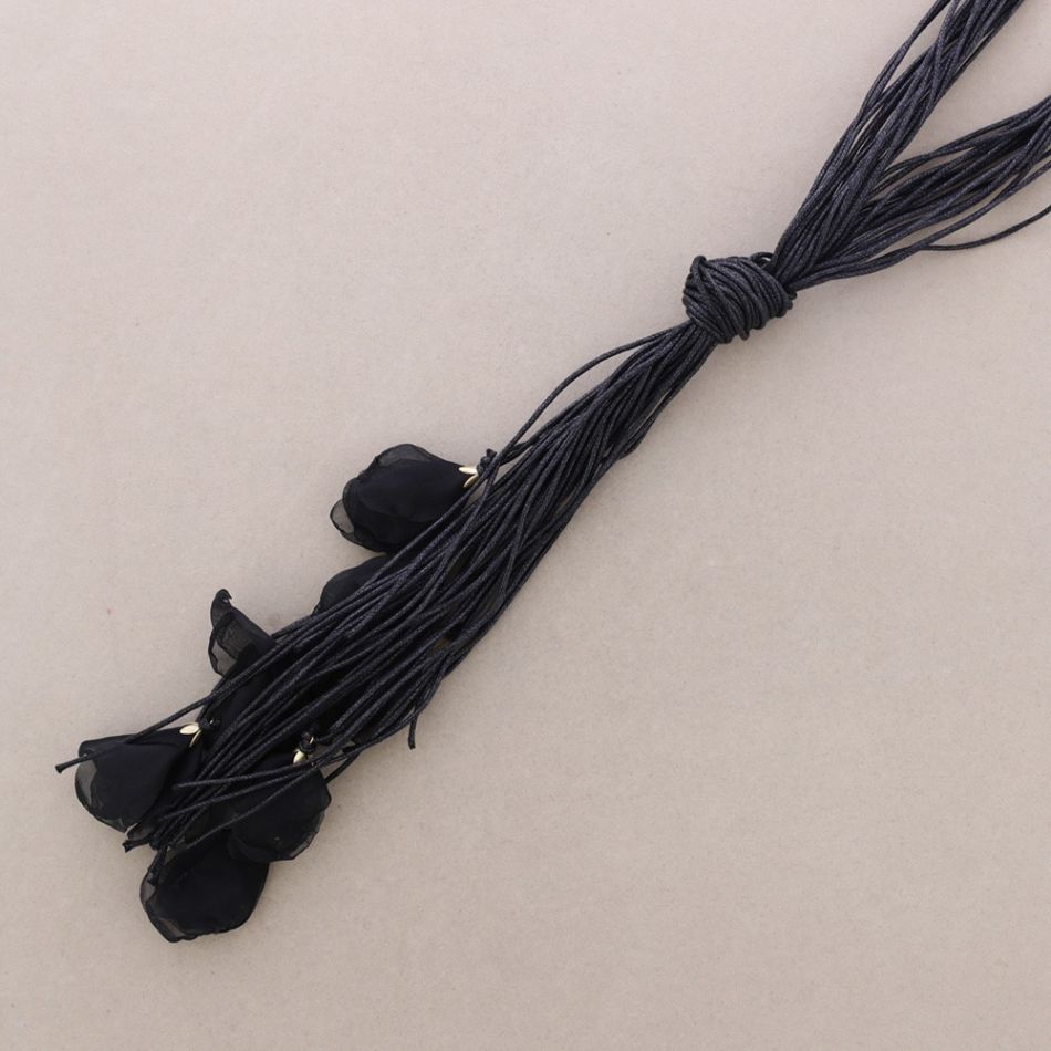 COLLAR NUDO FLORES TELA