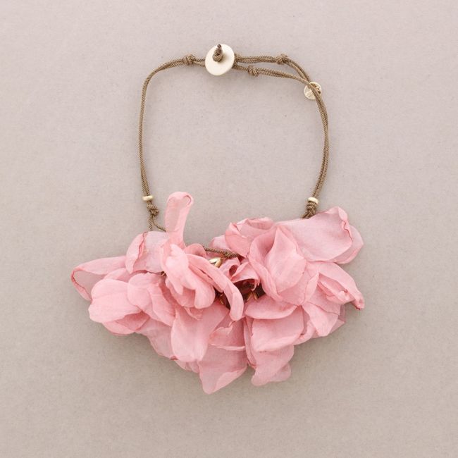 DOUBLE FABRIC FLOWER NECKLACE