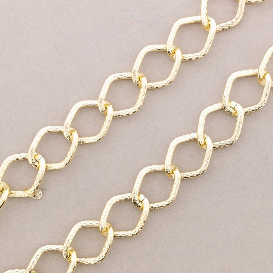 LONG METAL LINK NECKLACE
