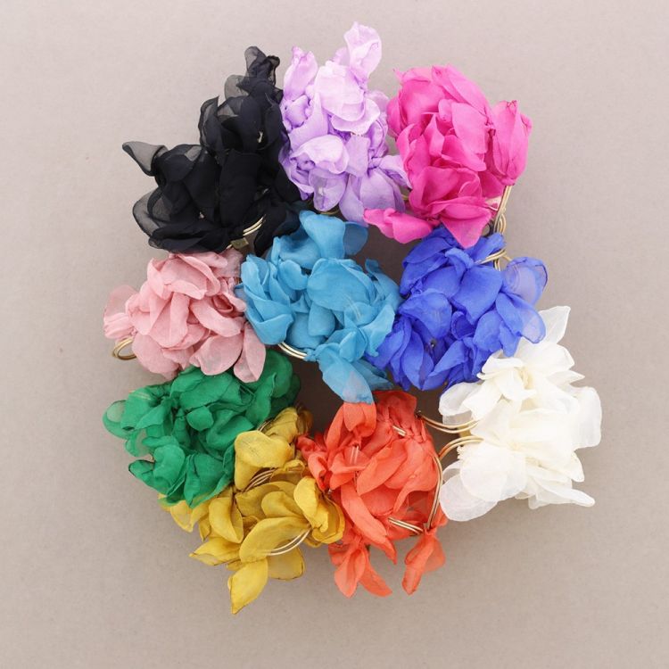 ADJUSTABLE FABRIC FLOWER BRACELET 2