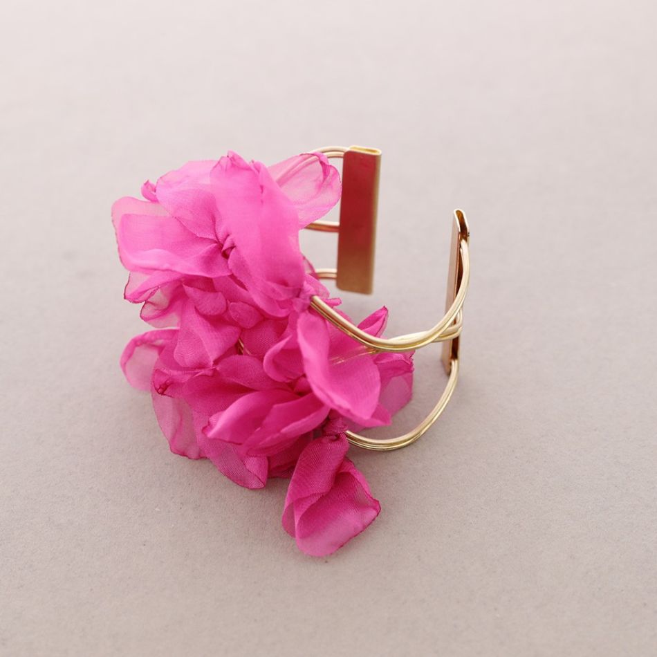PULSERA AJUSTABLE FLORES TELA