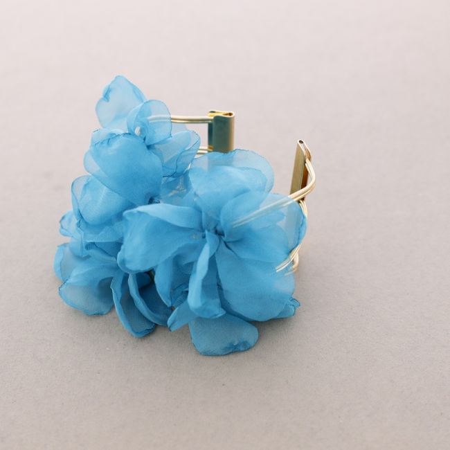 ADJUSTABLE FABRIC FLOWER BRACELET