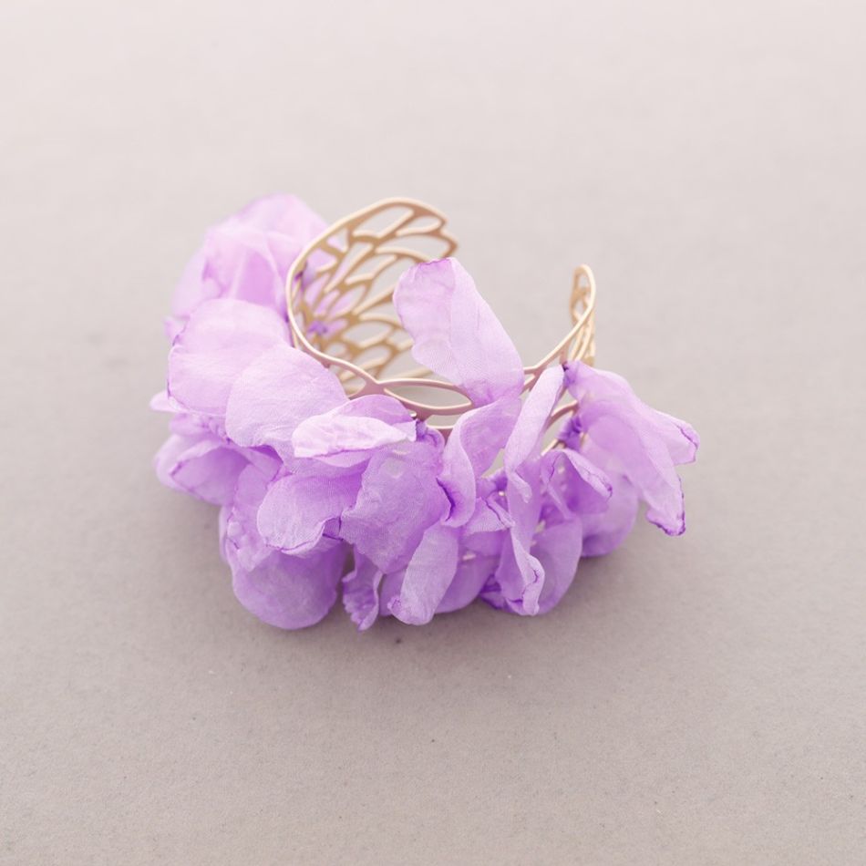 ADJUSTABLE FABRIC FLOWER BRACELET