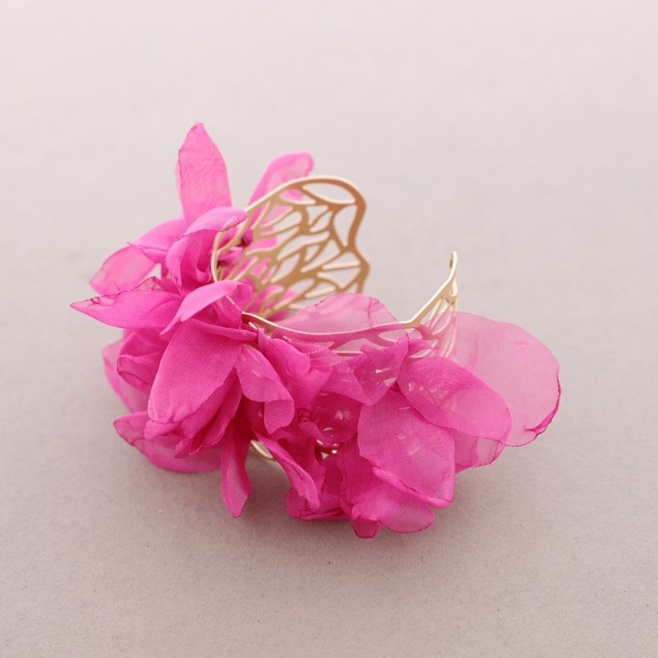 ADJUSTABLE FABRIC FLOWER BRACELET