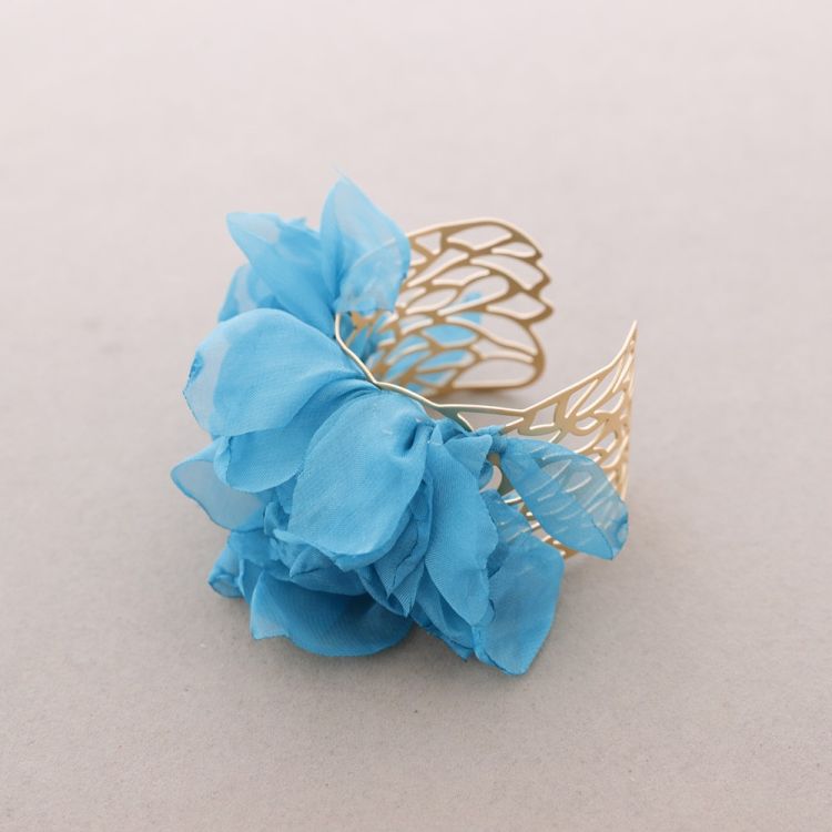 ADJUSTABLE FABRIC FLOWER BRACELET 2