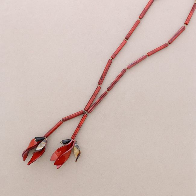 COLLAR LARGO RESINA COLGANTE FLOR