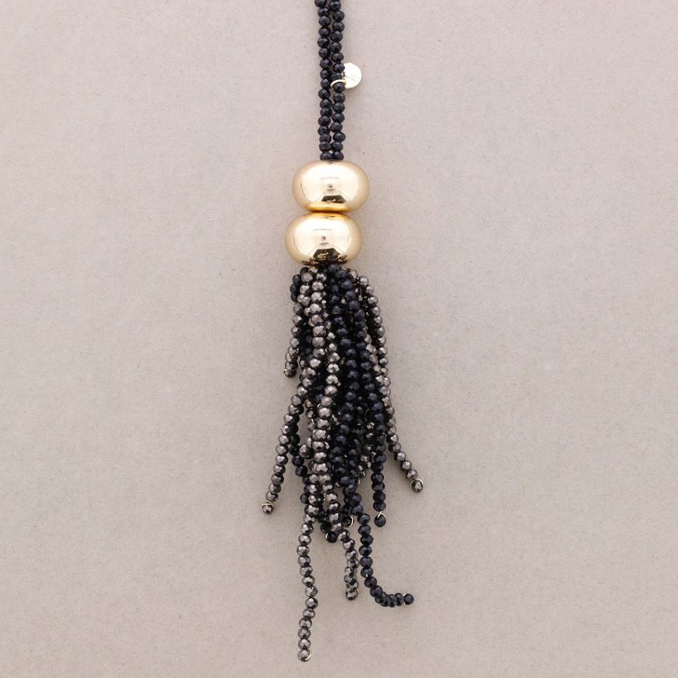 LONG FRINGE PENDANT NECKLACE WITH FACETED CRYSTALS