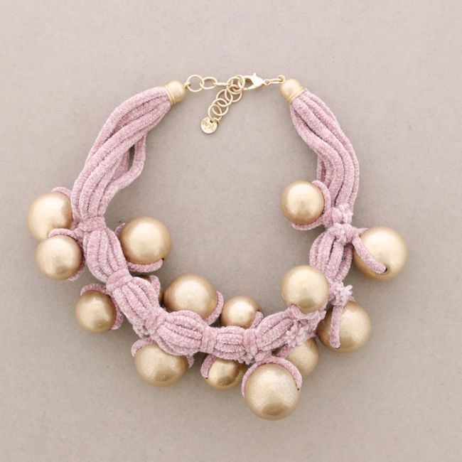 CHENILLE CHOKER WITH METAL BALLS