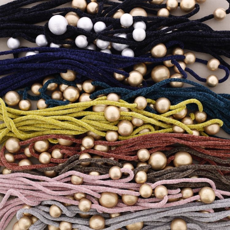 LONG CHENILLE NECKLACE WITH METAL FINISH BEADS 2
