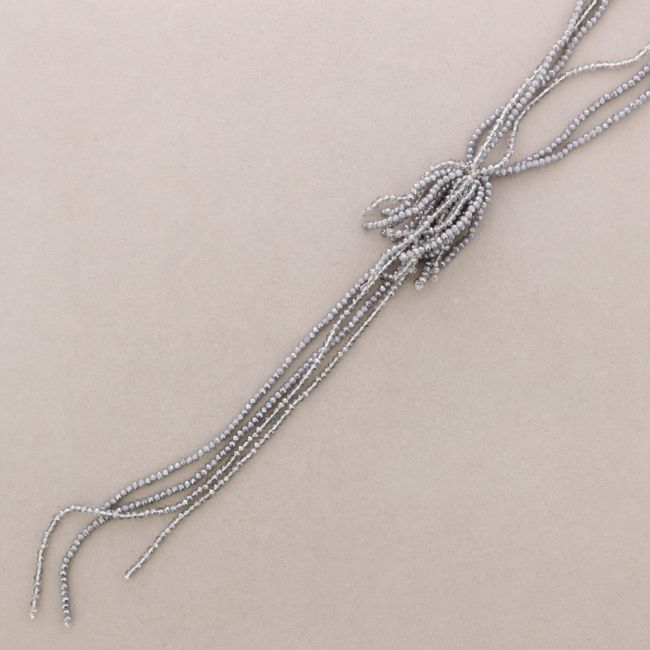 LONG ADJUSTABLE FLOWER NECKLACE WITH FACETED CRYSTALS
