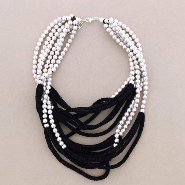 METAL BALL CHOKER CHENILLE