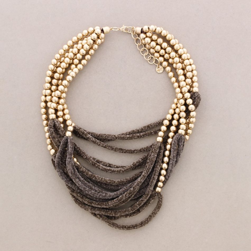 METAL BALL CHOKER CHENILLE