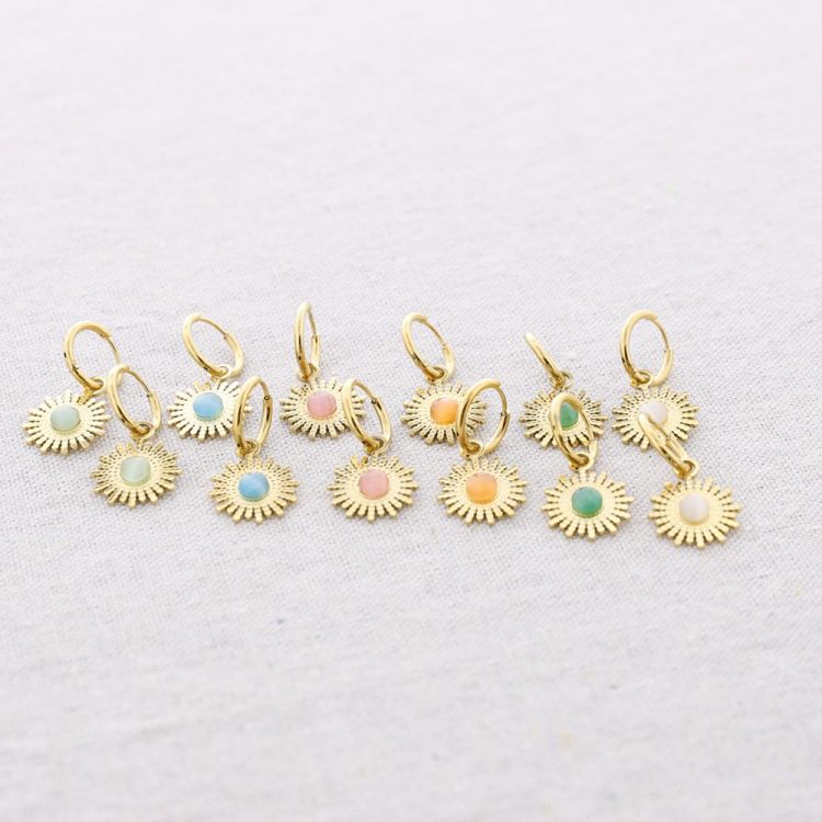 STEEL HOOP EARRINGS STONE FLOWER PENDANT 2