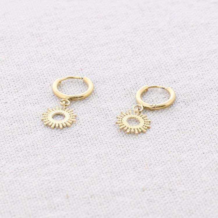 STEEL HOOP FLOWER PENDANT EARRINGS