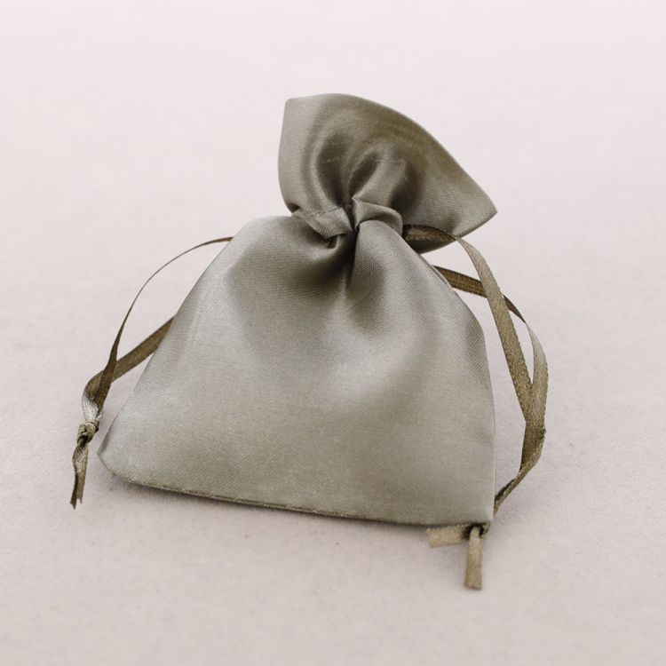 BOLSITAS SATIN VERDE 8*10,5CM 50 PCS