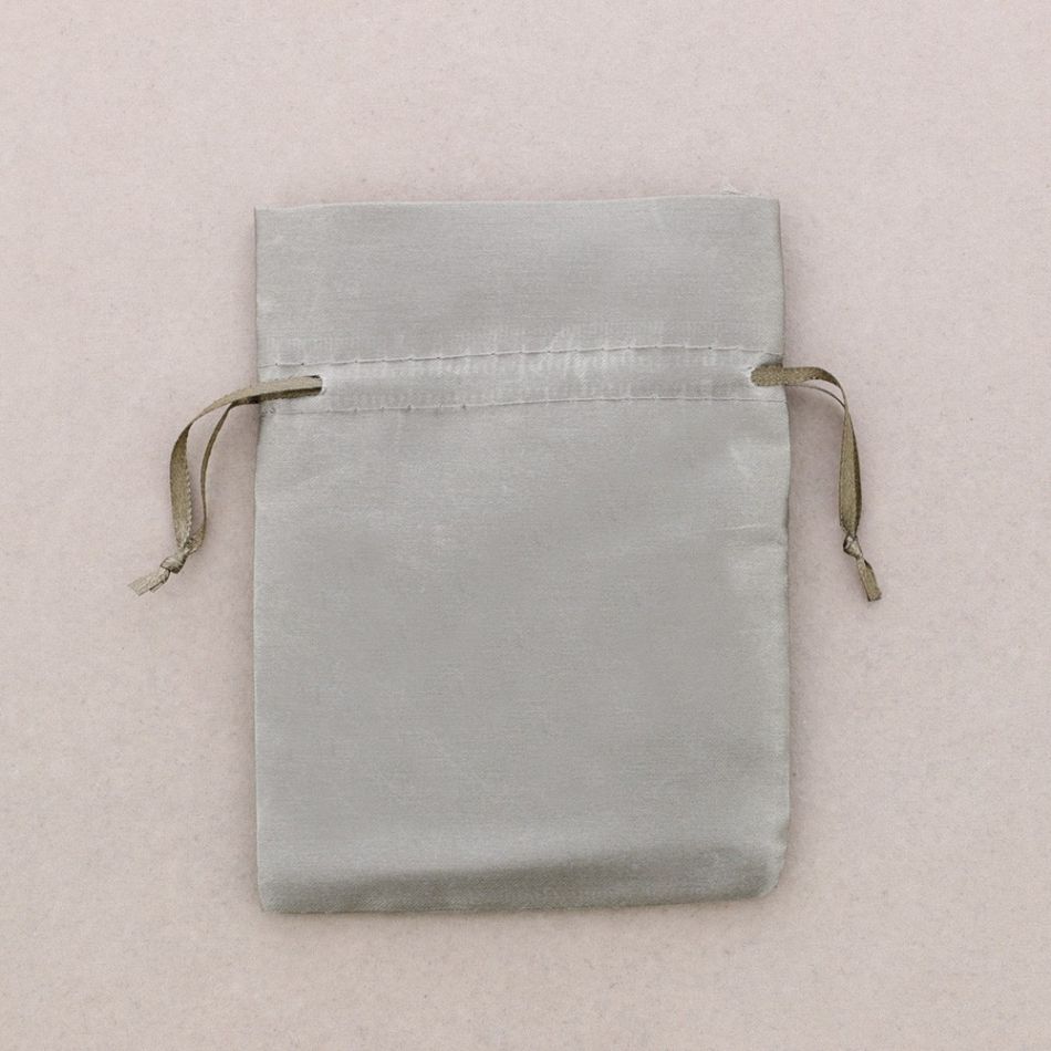 GREEN SATIN BAGS 13*18CM 25 PCS