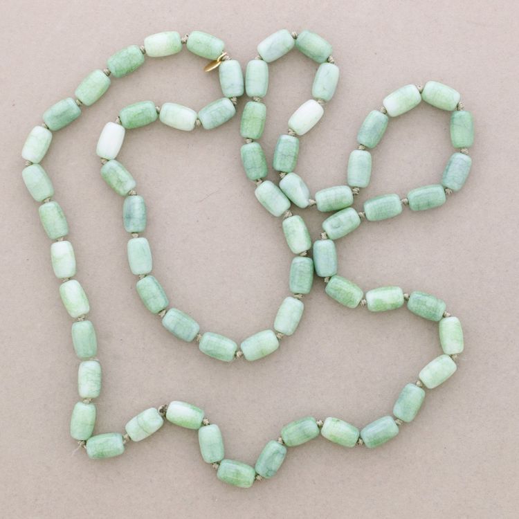 LONG NECKLACE KNOTS STONES 1.2M