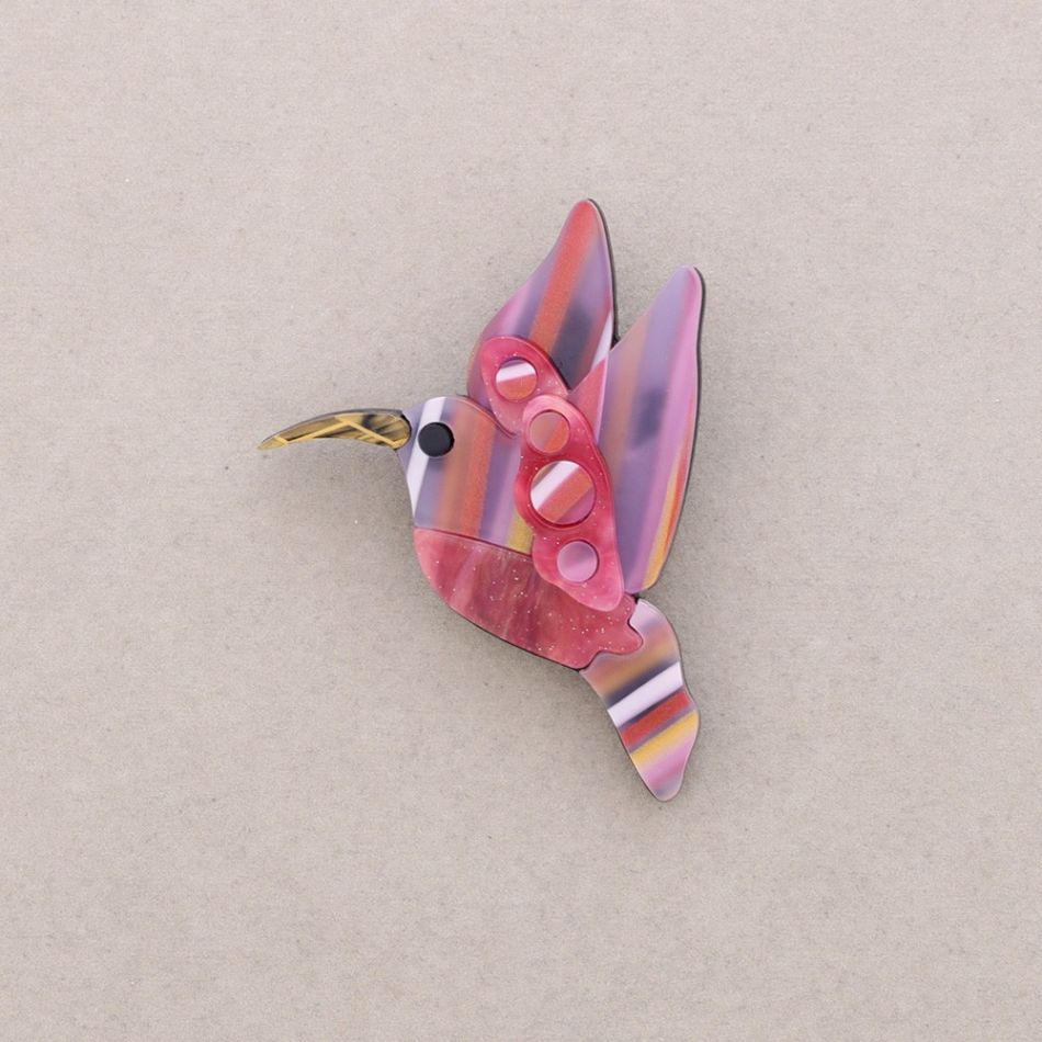 BROCHE AVE TROPICAL RESINA