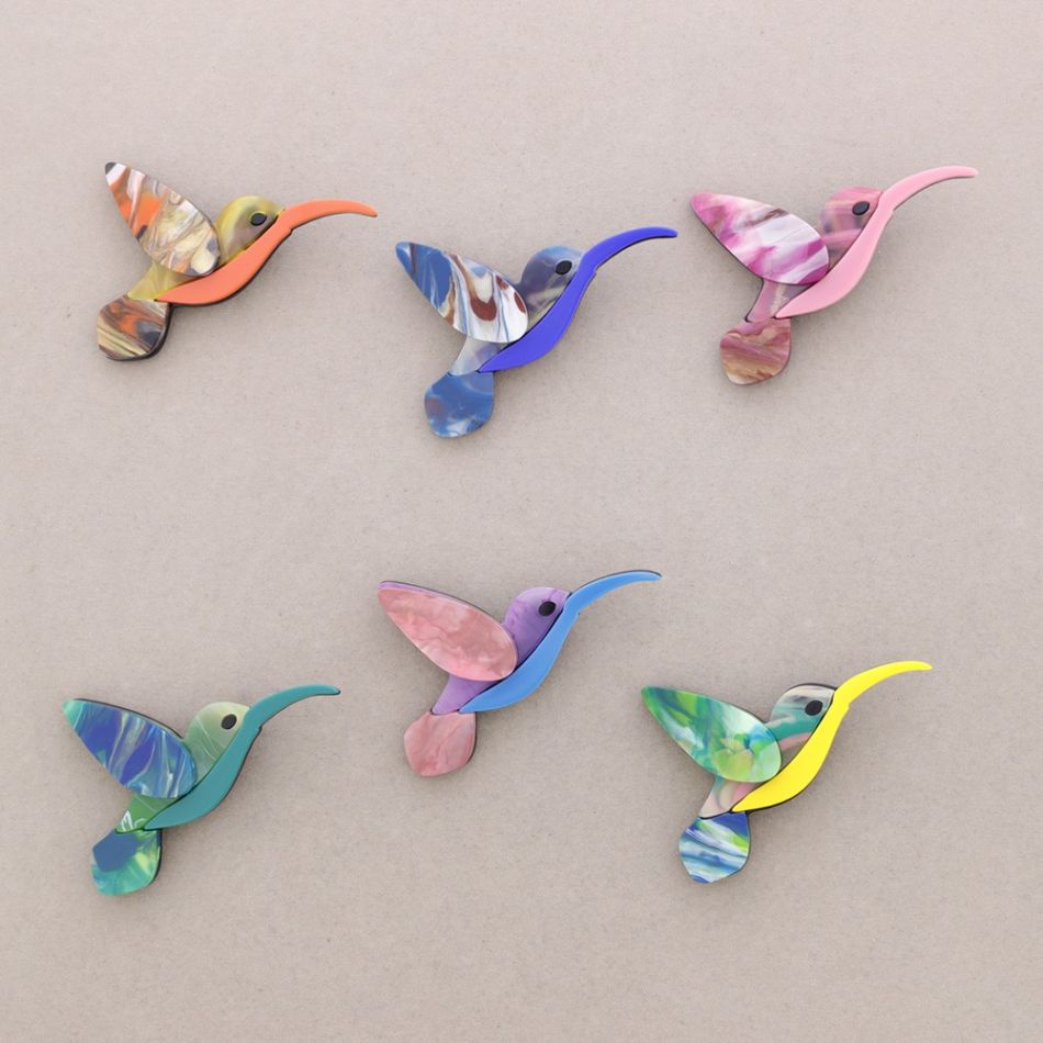 RESIN TROPICAL BIRD BROOCH