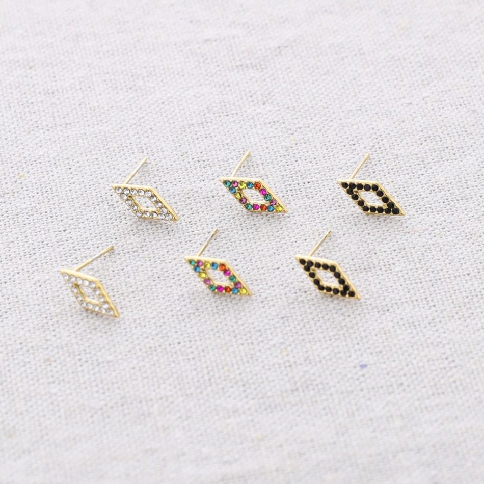 CRYSTAL RHOMBUS STEEL STUD EARRINGS