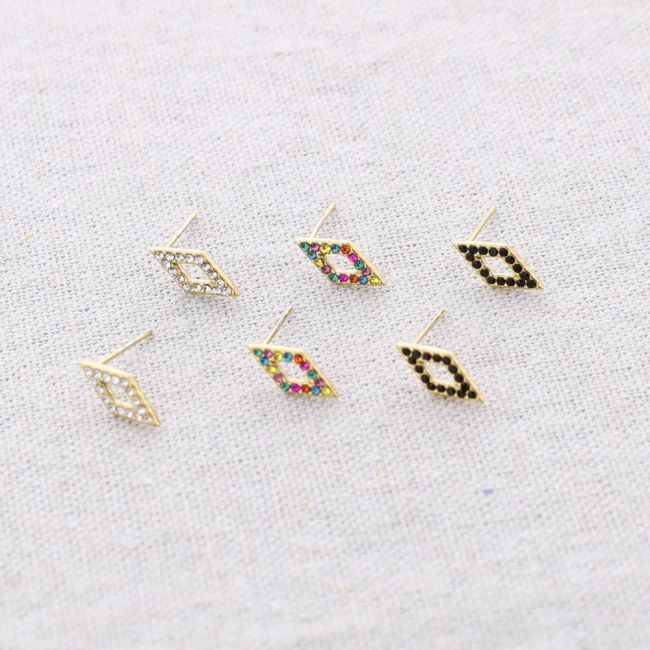 CRYSTAL RHOMBUS STEEL STUD EARRINGS