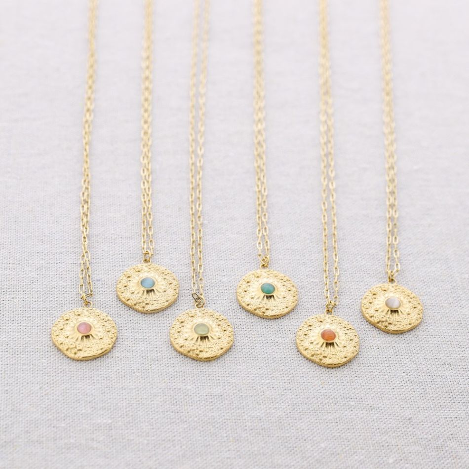 STONE MEDAL STEEL CHOKER