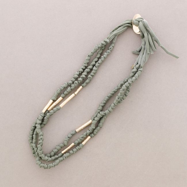 LONG FABRIC NECKLACE WITH THREE STRIPS