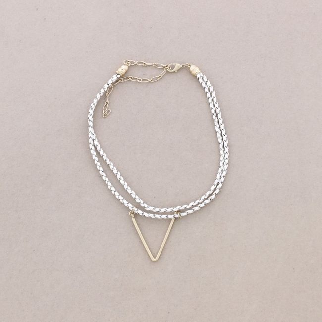 CHOKER DOBLE CUERO TRENZADO  TRIANGULO METAL