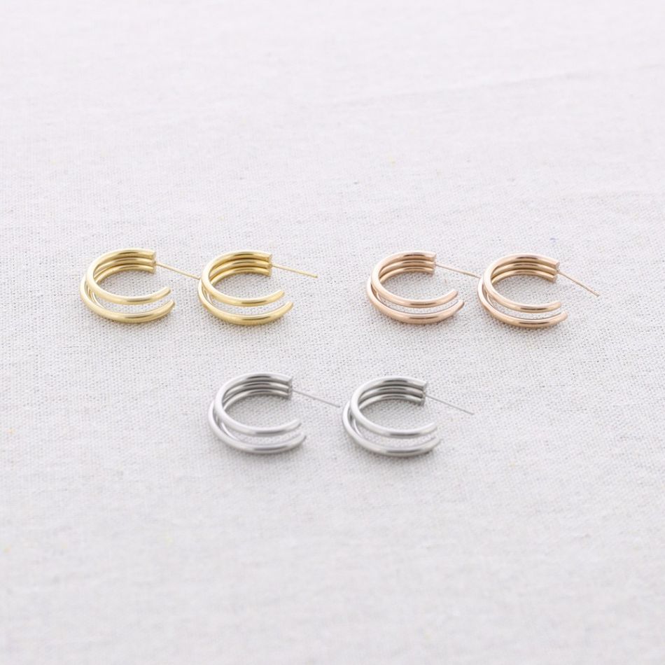 TRIPLE HOOP STEEL EARRINGS