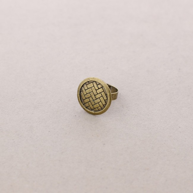 METAL RING